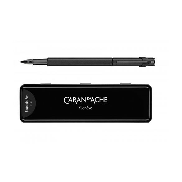 PIÓRO WIECZNE CARAN D'ACHE 849 BLACK CODE