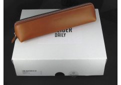 ETUI PINEIDER BRĄZOWE