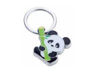 BRELOK TROIKA PANDA WCINAJĄCA BAMBUS, EMALIOWANY METAL 