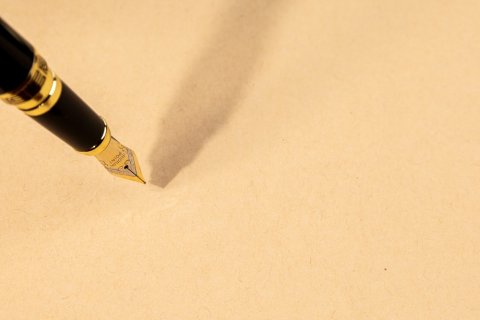 Pióra wieczne a ekologia - czy to naprawdę bardziej ekologiczne rozwiązanie?